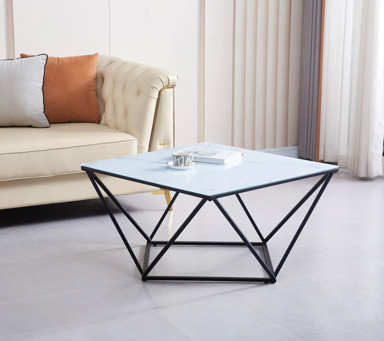 TABLE BASSE